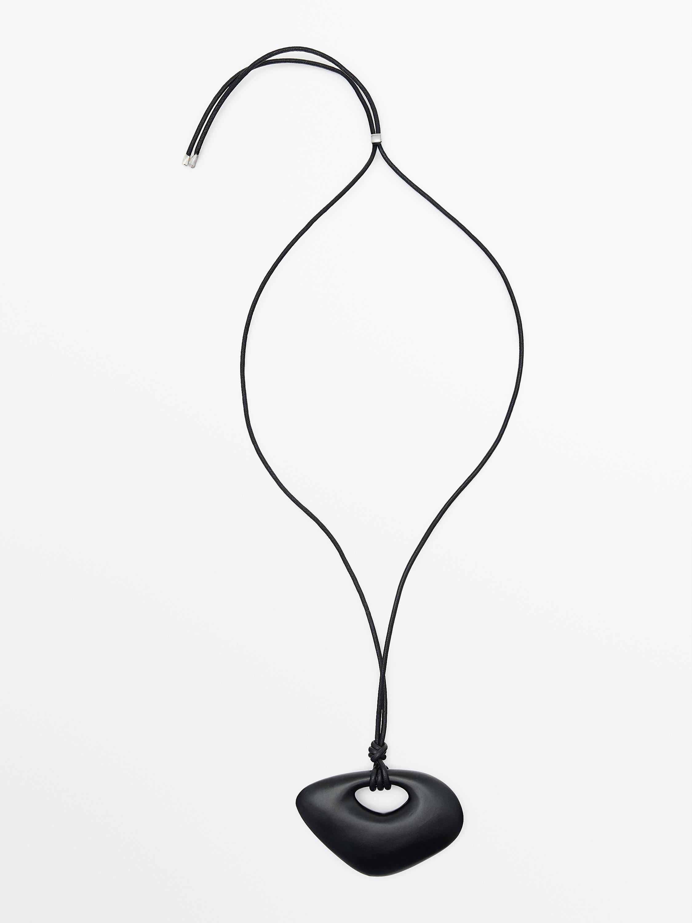 Massimo Dutti | Wooden Tassel Pendant Massimo Dutti | Wooden Tassel Pendant